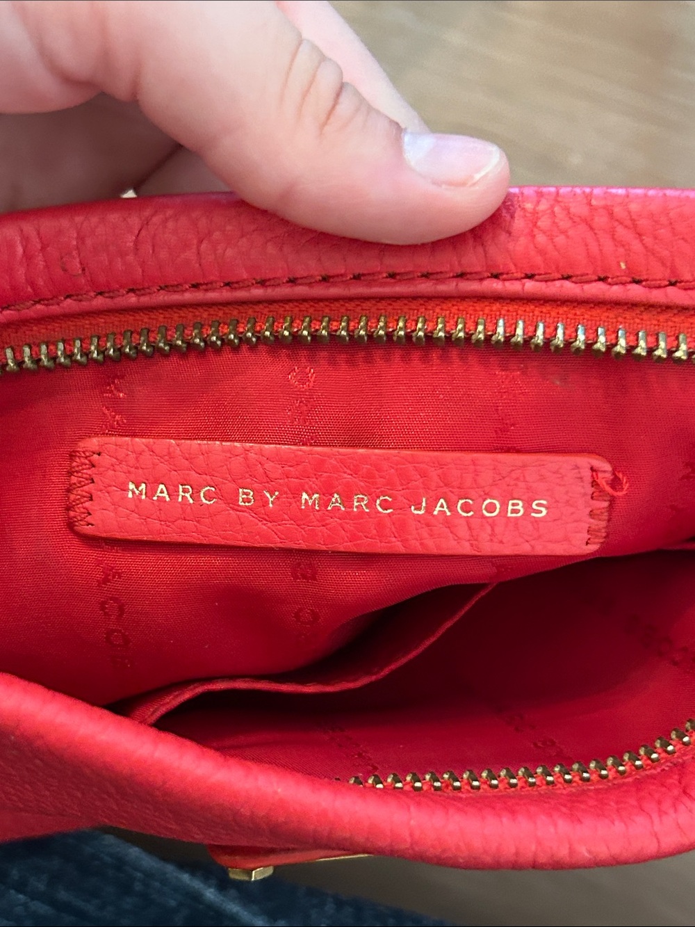 Marc by Marc Jacobs Red Leather Clutch with Gold Plaque - Picture 6 of 7